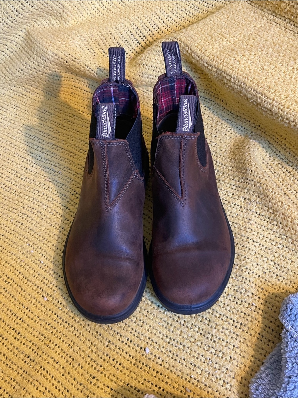 Blundstone Kids AUS 3 Antique Brown Chelsea Slip-On Boots - Picture 3 of 8